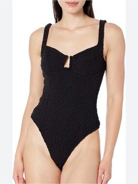 NWOT ASTR the Label Aria Bodysuit in Black Textured Bodysuit